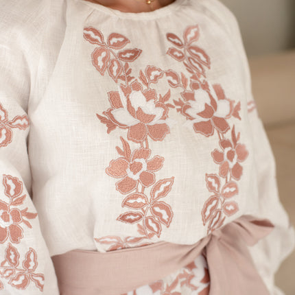 Women’s Ukrainian Embroidered Set – Long Linen Dress & Traditional Plakhta