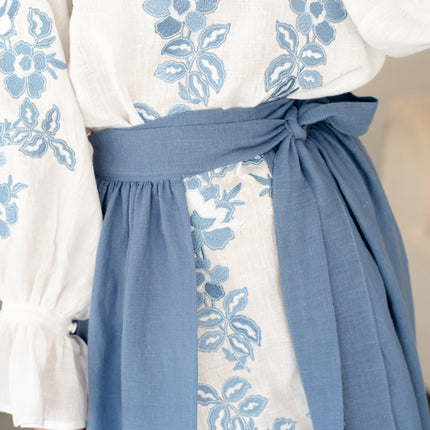 Women’s Ukrainian Embroidered Set – Long Linen Dress & Traditional Plakhta