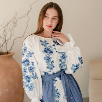 Women’s Ukrainian Embroidered Set – Long Linen Dress & Traditional Plakhta