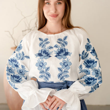 Women’s Ukrainian Embroidered Set – Long Linen Dress & Traditional Plakhta