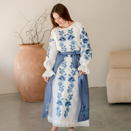Women’s Ukrainian Embroidered Set – Long Linen Dress & Traditional Plakhta
