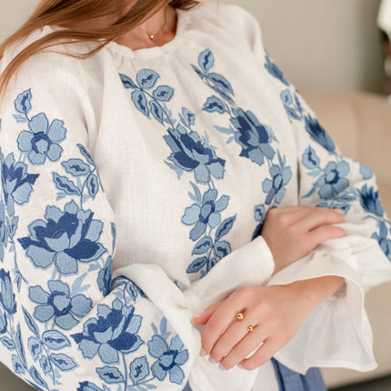 Women’s Ukrainian Embroidered Set – Long Linen Dress & Traditional Plakhta