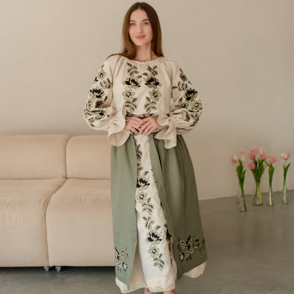 Women’s Ukrainian Embroidered Set – Long Linen Dress & Traditional Plakhta