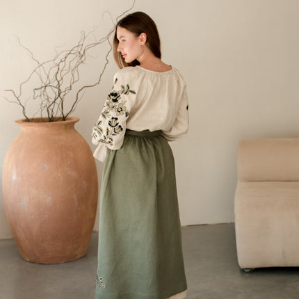 Women’s Ukrainian Embroidered Set – Long Linen Dress & Traditional Plakhta