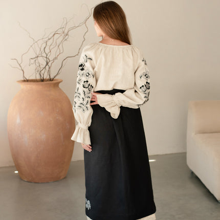 Women’s Ukrainian Embroidered Set – Long Linen Dress & Traditional Plakhta