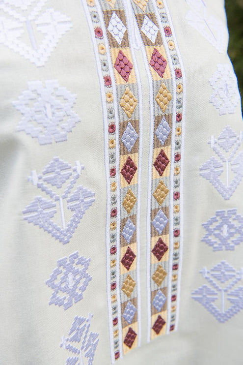 Women’s Ukrainian Embroidered Vyshyvanka Blouse – Ivory Linen Shirt