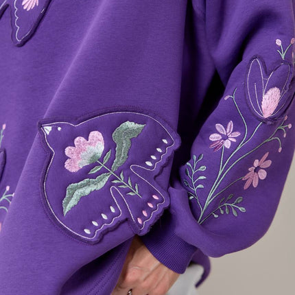 Women’s Oversized Embroidered Hoodie with Floral Appliqué
