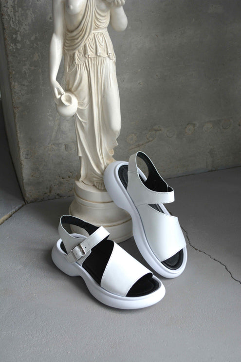 Women's leather sandals