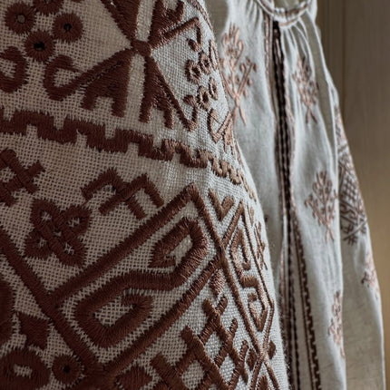 Women's Ukrainian Linen Vyshyvanka with Poltava Embroidery