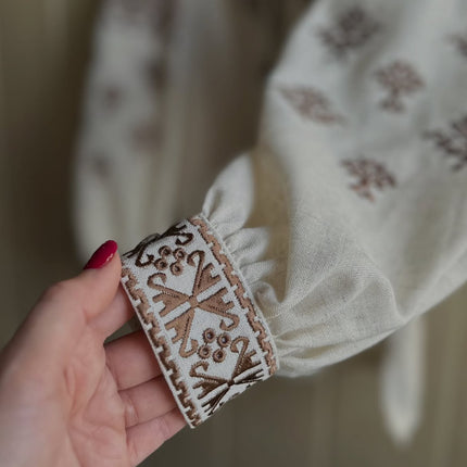 Women's Ukrainian Linen Vyshyvanka with Poltava Embroidery