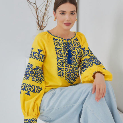 Women vyshyvanka Ukrainochka