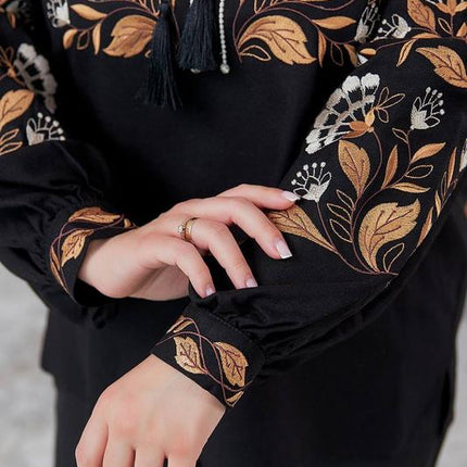 Blouse with embroidery in Ukrainian style