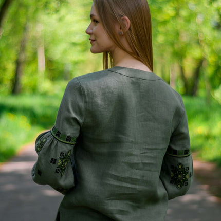 Ukrainian vyshyvanka modern blouse