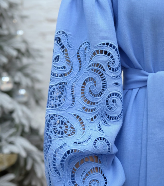 Dress Blue Linen with Richelieu Embroidery
