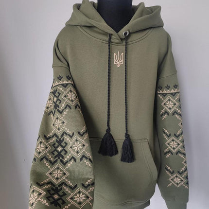 Unisex hoodie with embroidery