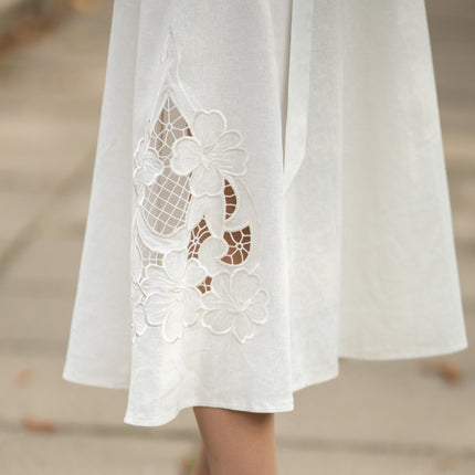 Linen dress with Richelieu embroidery