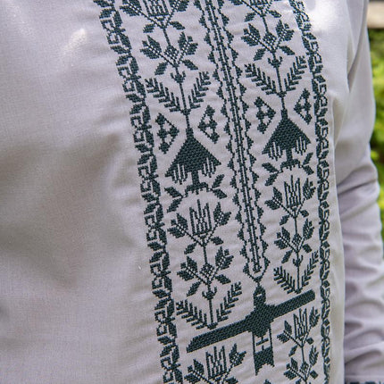 Men's embroidered shirt with a contemporary ornament