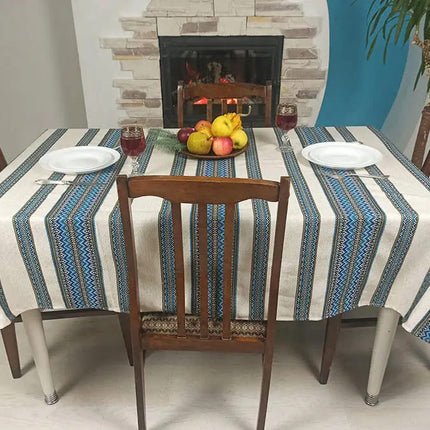 Tablecloth with napkins in Ukrainian style