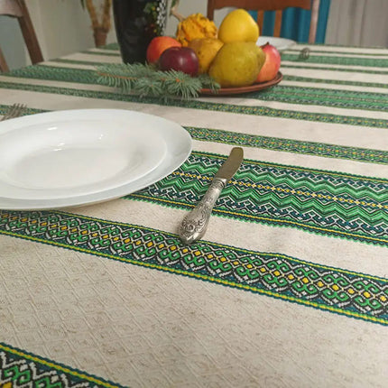 Tablecloth with napkins in Ukrainian style