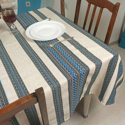 Tablecloth with napkins in Ukrainian style