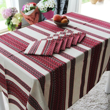 Tablecloth with napkins in Ukrainian style