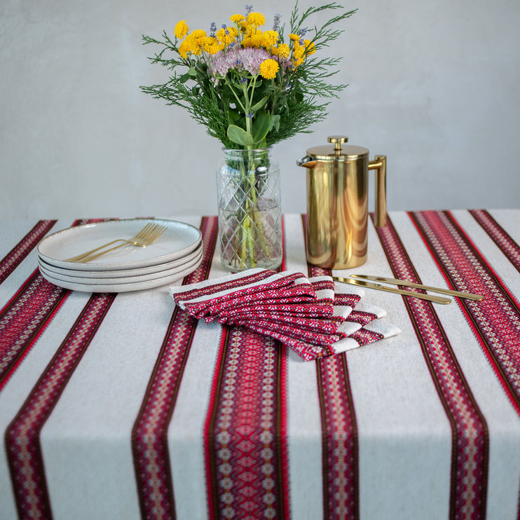 Ukrainian Embroidered Tablecloth with 6 Napkins Set