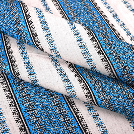 Ukrainian tablecloth with traditional pattern and 6 napkins