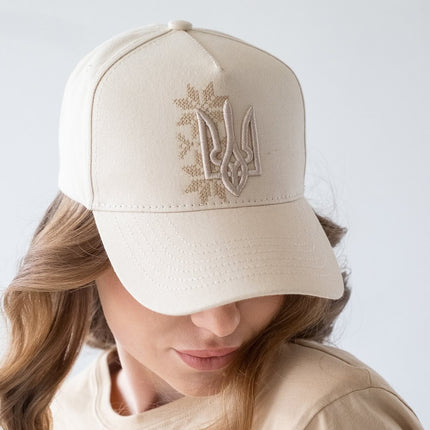 Ukrainian baseball cap with embroidered tryzub
