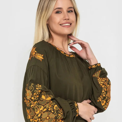 Ukrainian dress vyshyvanka_876554534535456464565756