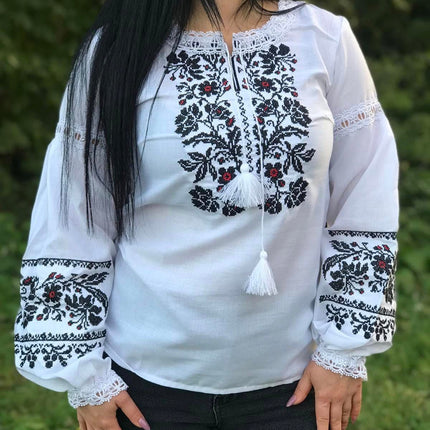 Ukrainian embroidered linen blouse with lace