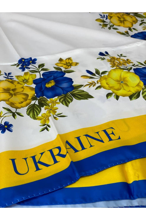 Ukrainian shawl in patriotic colors