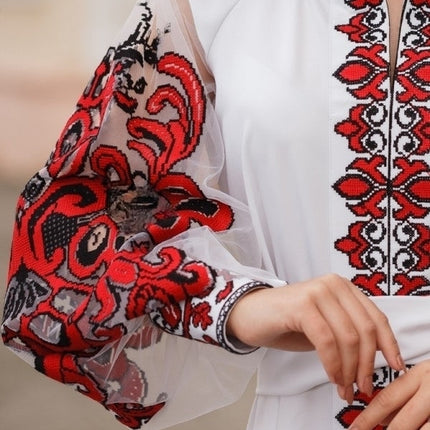 Wedding dress with embroidery