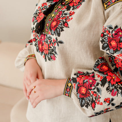Women’s Ukrainian Linen Vyshyvanka with Floral Embroidery