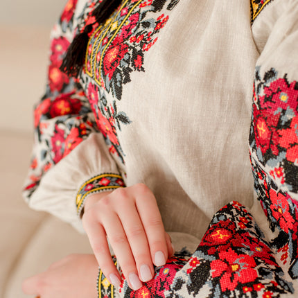 Women’s Ukrainian Linen Vyshyvanka with Floral Embroidery