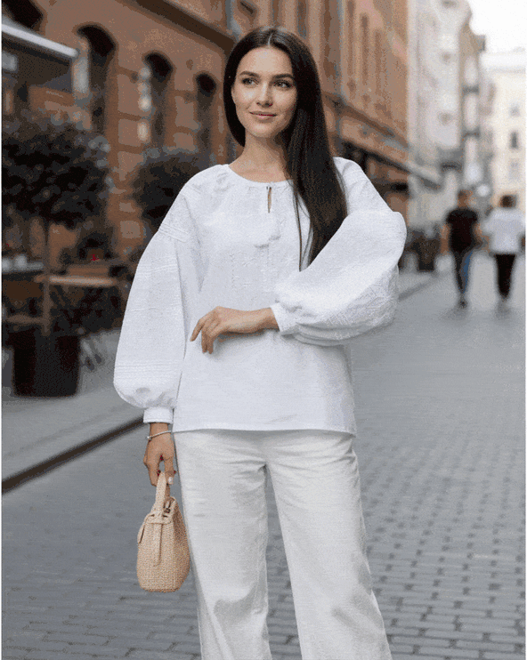 Women’s Ukrainian Vyshyvanka Blouse Zirka