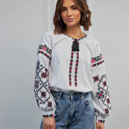 Women's embroidered shirt Unconquered