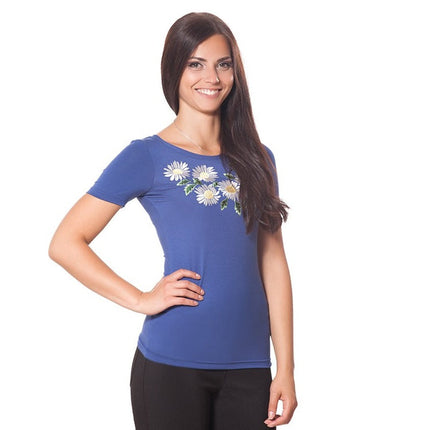 Women's embroidered t-shirt