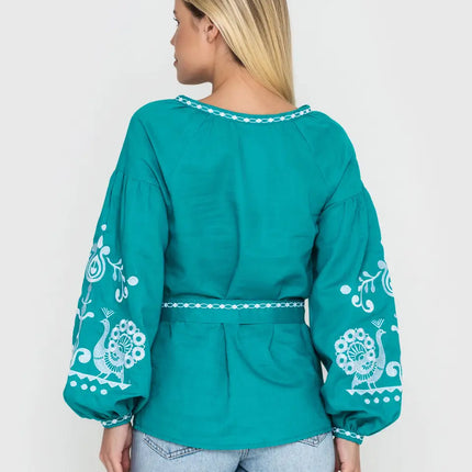 Women's embroidery blouse with a floral pattern