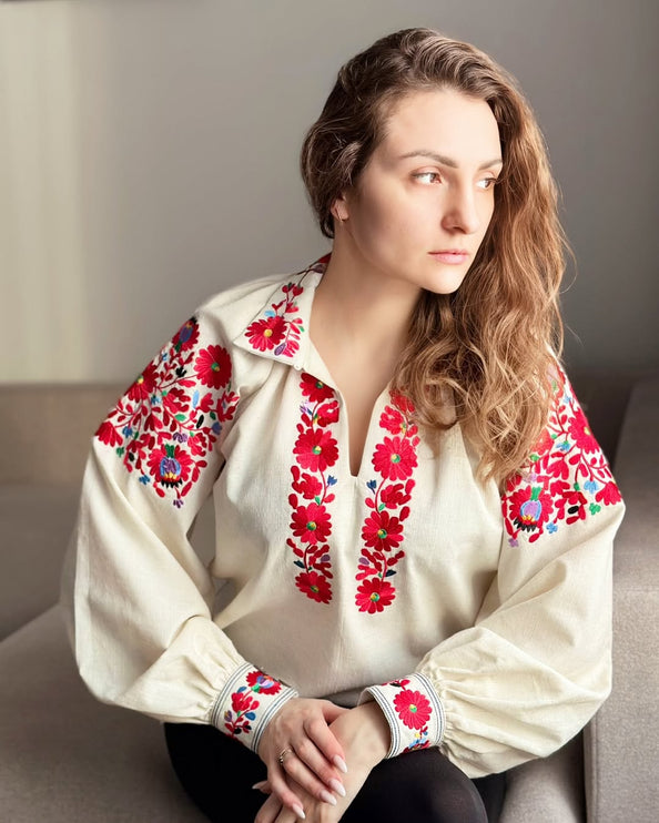 Women’s Ukrainian Linen Vyshyvanka with Red Floral Embroidery