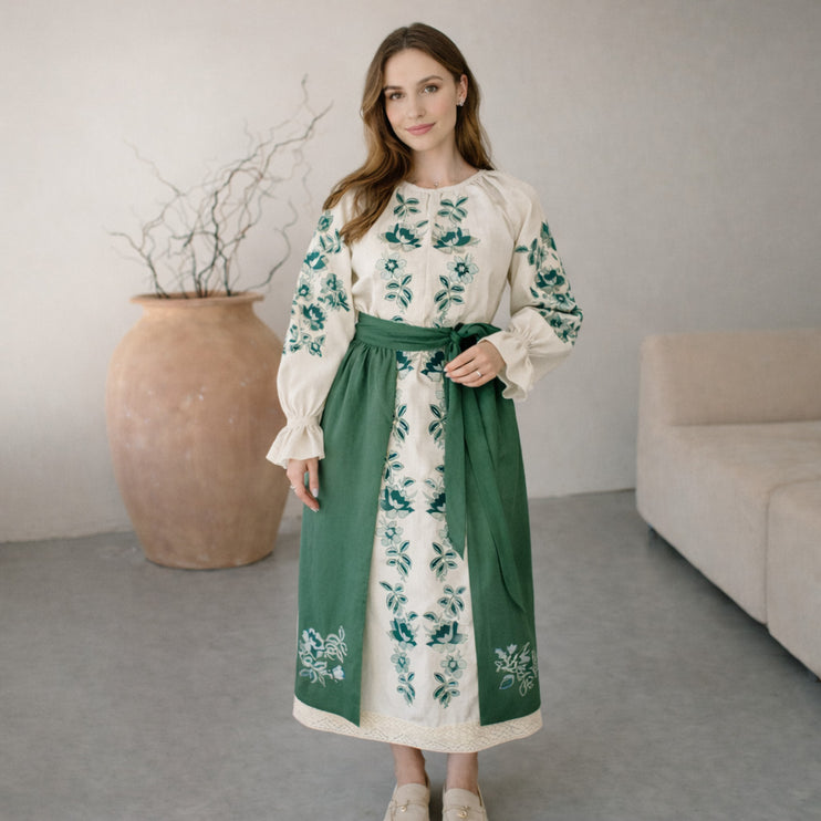 Women’s Ukrainian Embroidered Set – Long Linen Dress & Traditional Plakhta
