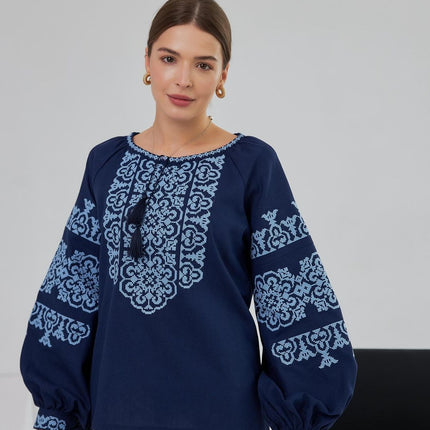 Women vyshyvanka Ukrainochka