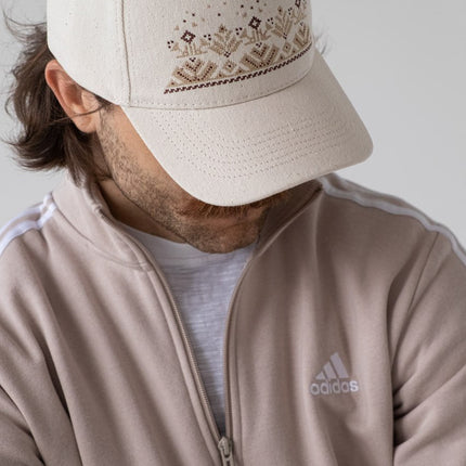 Baseball cap with embroidery Carpathian