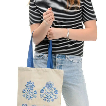 Shopper bag with embroidery